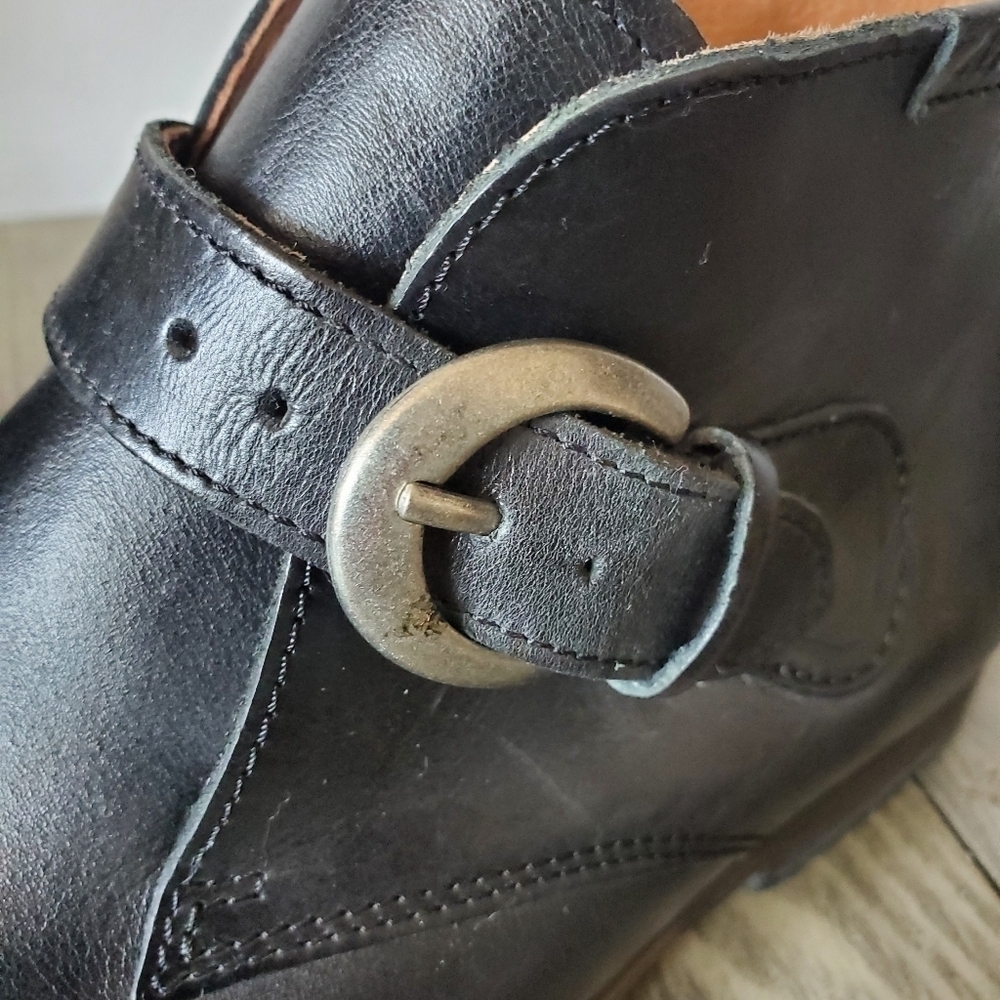 AIGLE short black leather booties. Size US 5.5 - Picture 5 of 12